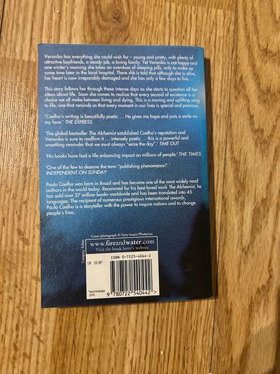 Veronika Decides to Die by Paulo Coelho