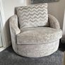 sofa Image 3
