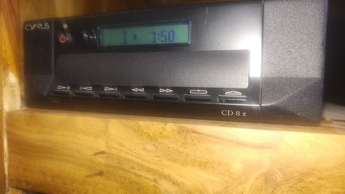 cyrus cd 8x player