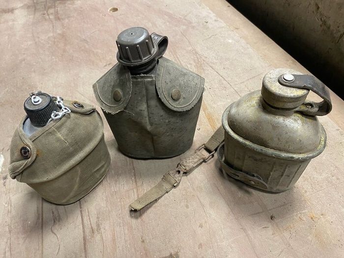 Military water cans