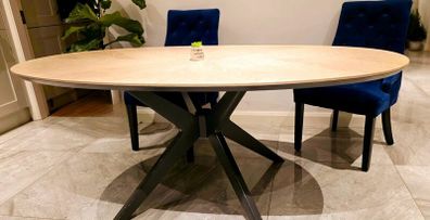 Dining set - oval table to 6 chairs