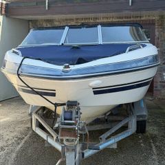 Glastron GT 185 speedboat