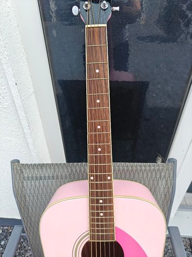 Squier by Fender Hello Kitty Acoustic