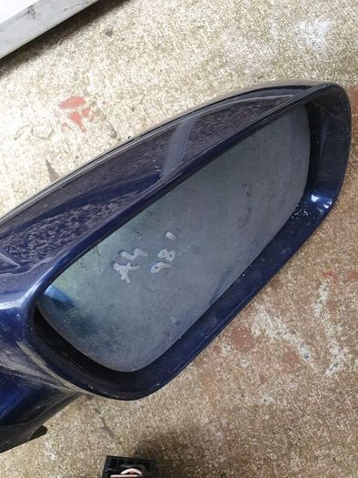 audi a4 b5 1997 mirrors dark blue