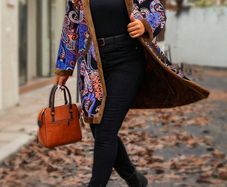 BNWT Boho Style Coat with a Hood & Soft Fur on the inside size 20