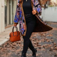 BNWT Boho Style Coat with a Hood & Soft Fur on the inside size 20