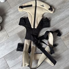 Babylo baby carrier