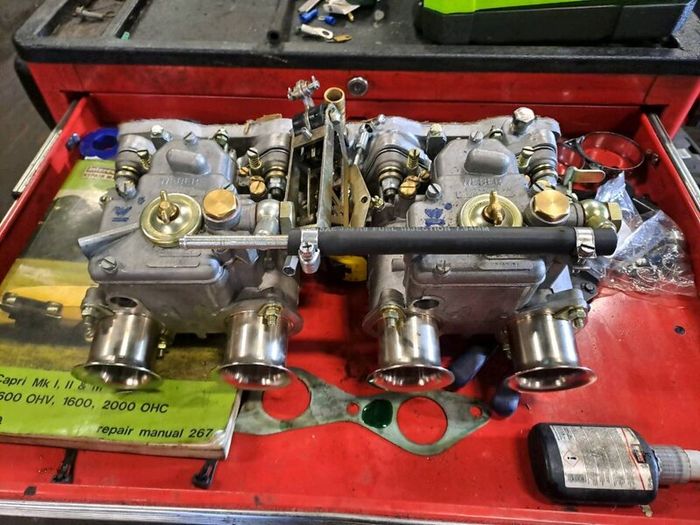 Ford x flow new webers dcoe 40