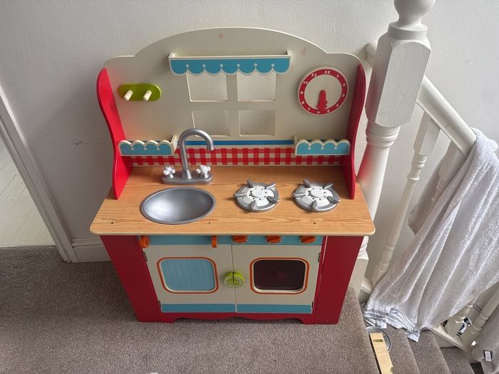 free childs kitchen