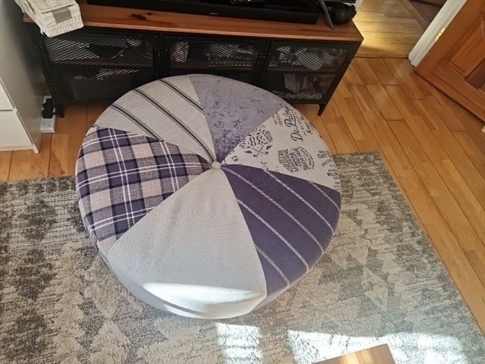 extra large round puff
