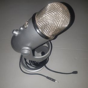 Microphone Blue