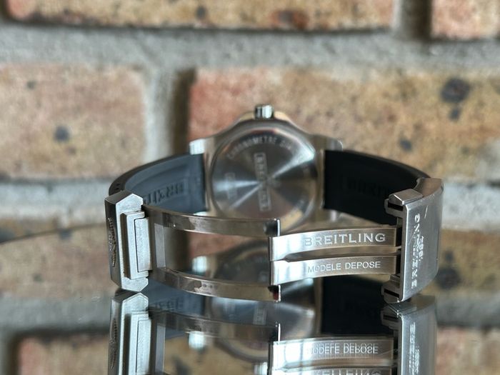 Breitling Colt Chronometer - Mens Wristwatch