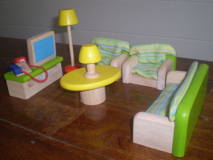Doll's 3 storey Terrace House and accessories