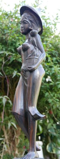 Vintage Sculpture -  Woman Wooden Carving -  Fine Art - Hand Carved Hard Woman Wood Sculpture - height 24,5"