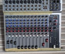 Peavey PV14 Mixer