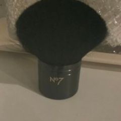 NO 7 Bronzing Brush