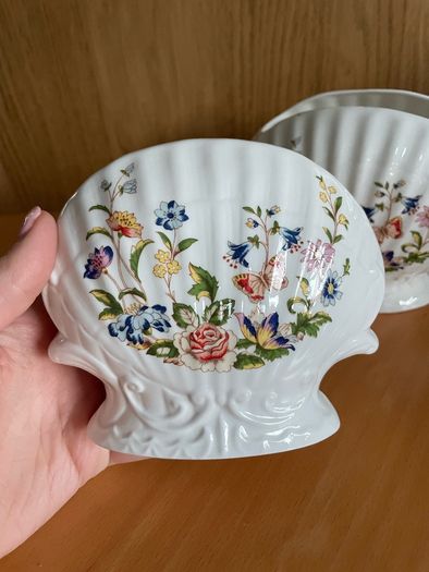 Vintage Aynsley Cottage Garden Shell-shaped Vases