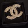 Pearl brooch Image 2