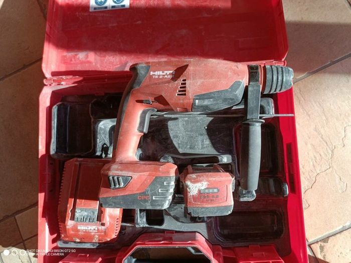 Hilti SDS drill TE2 a222 batteries (5,2aH)
