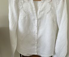 White linen blouse Size 12 EU40