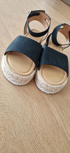 Womens Footwear