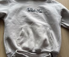 White fox tracksuit xs