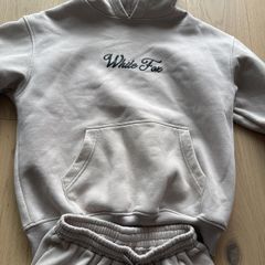 White fox tracksuit xs
