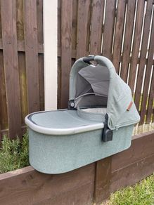 carry cot