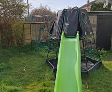 Garden climbing frame