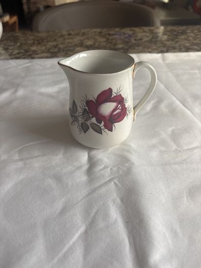 arklow jug and sugar bowl
