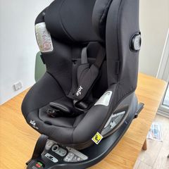 Joie i-spin 360 Child's car seat