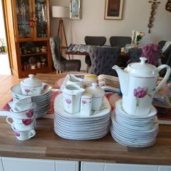 Dishware set