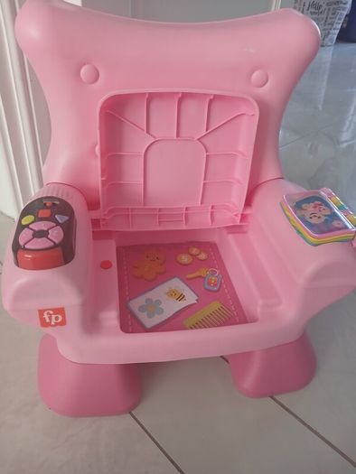 Fisher price  laugh and learn  chair