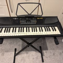 gear 4 music keyboard with stand