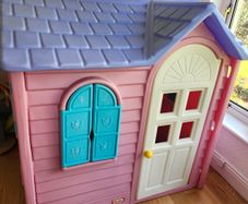 Little Tikes Country Cottage Playhouse - Pink