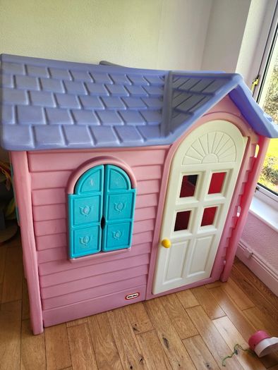 Little Tikes Country Cottage Playhouse - Pink