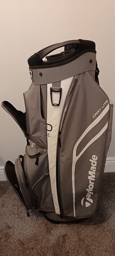 TaylorMade Golf Bag