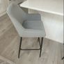 Dinning Table and Chairs Image 4