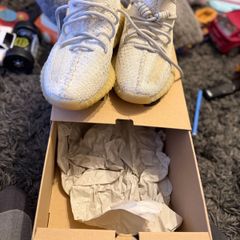 yezzy boost 350 v2