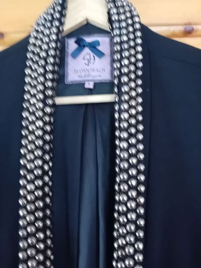 ladies blazer. size small black tux-style