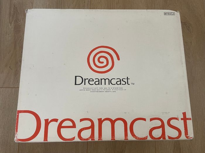 Sega Dreamcast White Boxed modded 32GB sd card, 1 controller and VMU, retro console Neo Geo, Nintendo Nes / Snes, Sega Genesis. Free Region