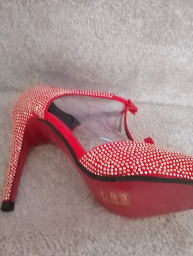 Red Heels Size 4