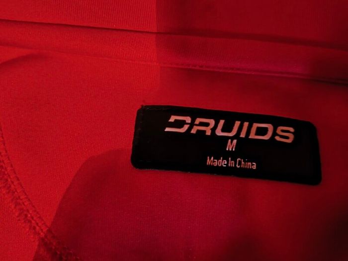 New Druids medium Ultrablend Quarter Zip Top