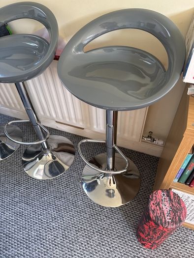 3x kitchen bar island stools grey with chrome legs