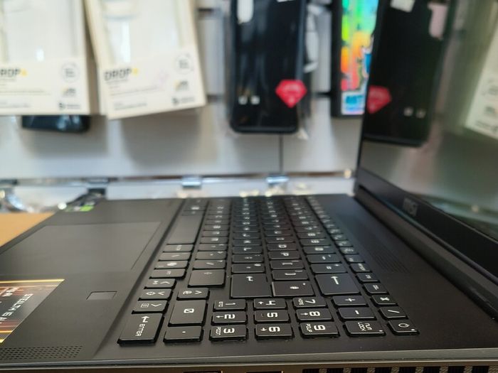 MSI Stealth A16 AI Gaming Laptop | 16" QHD+ 240Hz 400 nits Screen | Intel Core Ultra 9 285H | NVIDIA GeForce RTX 5070 | 32GB RAM | 1TB  SSD | Windows 11 Home