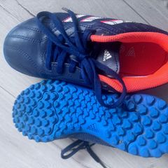 Adidas runners ( size uk-12)