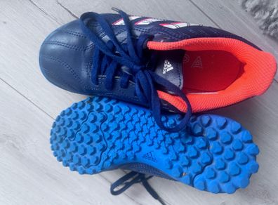 Adidas runners ( size uk-12)