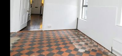 Quarry tiles 150mm x 150mm x20mm Black and Red 12m2 approximatly