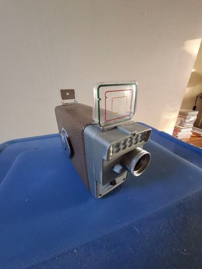kodak brownie automatic 8mm film camera
