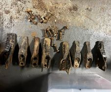 Digging bucket teeth